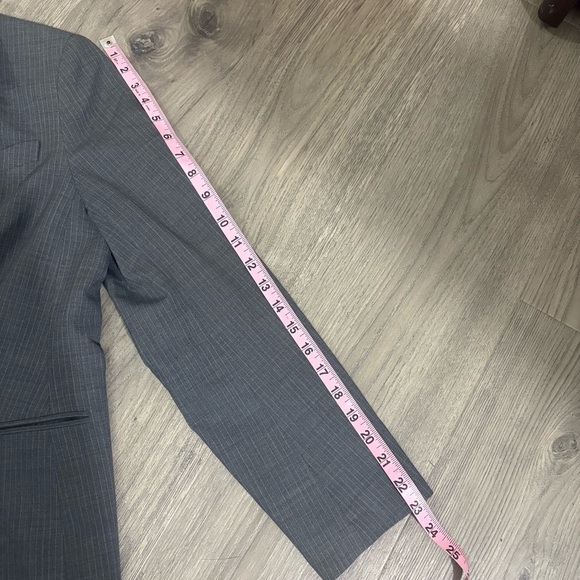 Talbots Wool Charcoal Gray Pinstripe Two Button Blazer Women 12P Classic - Picture 8 of 13